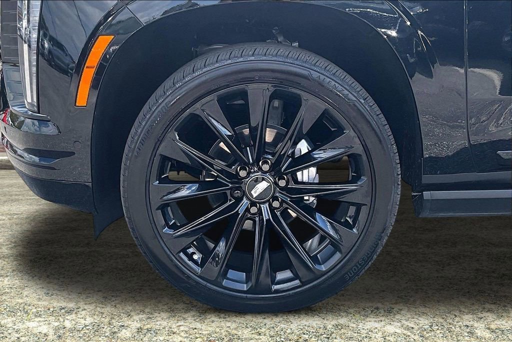 Certified 2026 Cadillac Escalade Platinum Sport w/ LPO, ONYX Package image 35
