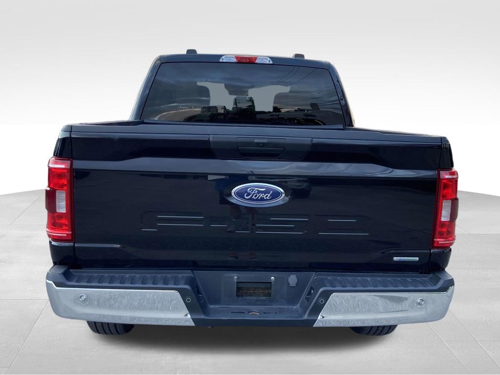 Used 2023 Ford F150 XLT image 3