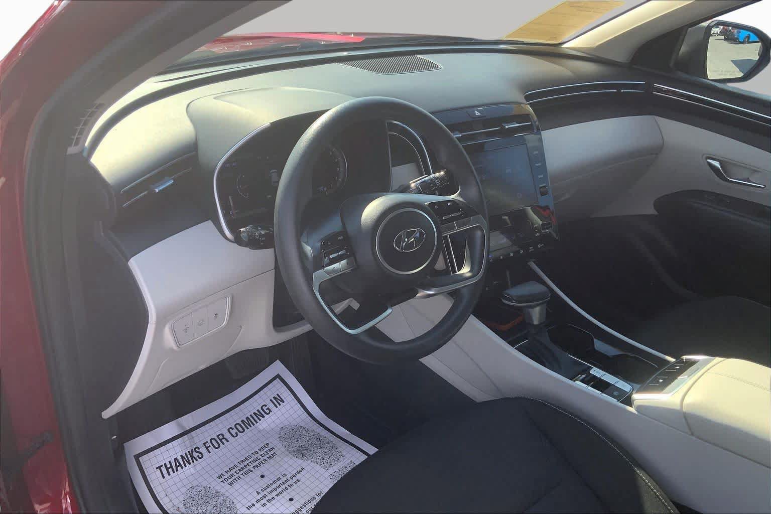 Used 2024 Hyundai Tucson SEL FWD image 17