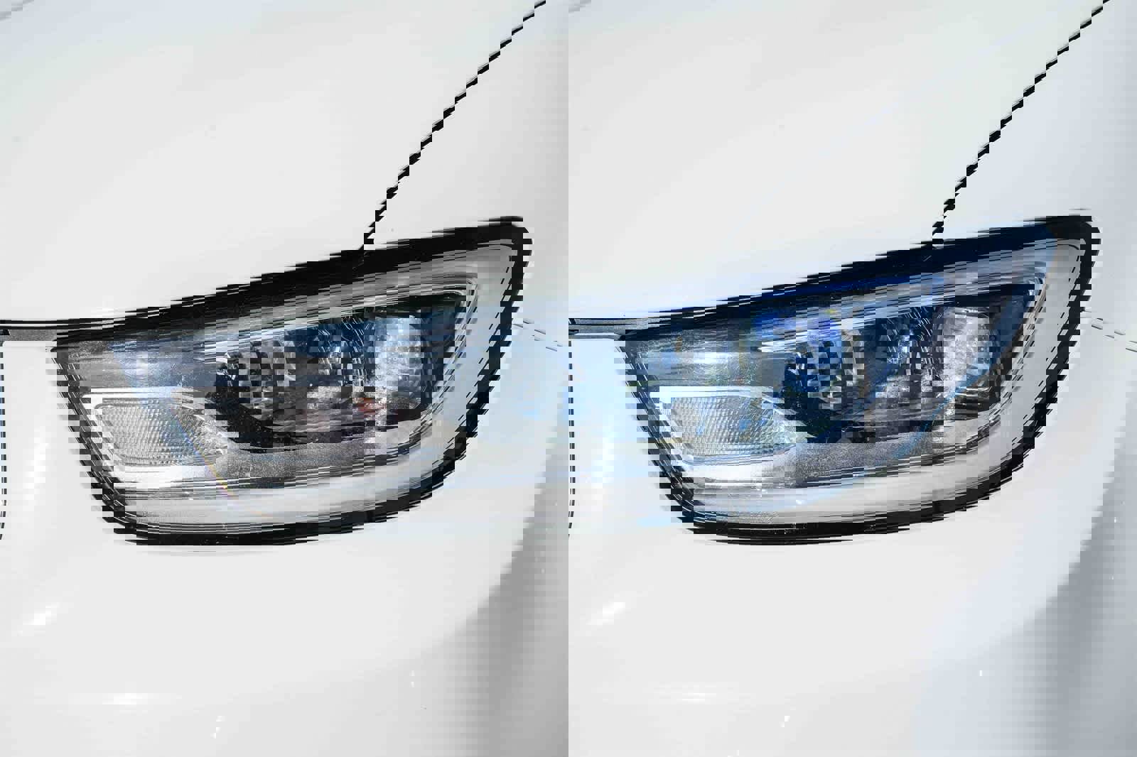 Used 2024 Chrysler Pacifica Touring-L image 8