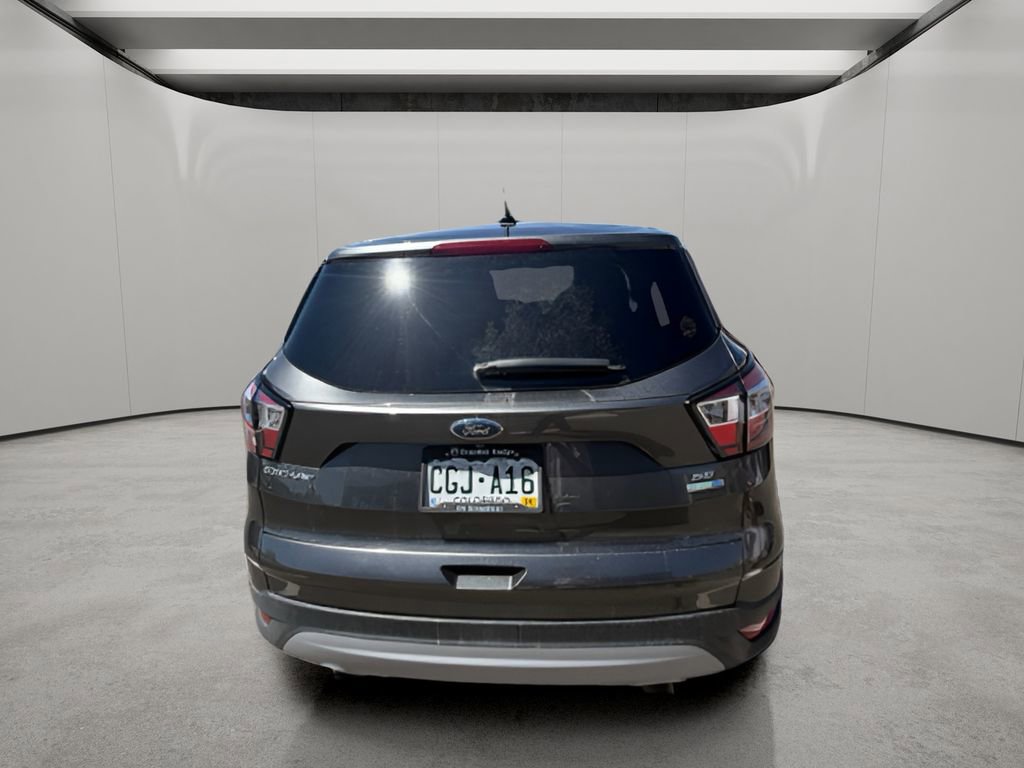 Used 2017 Ford Escape SE AWD/4WD image 3
