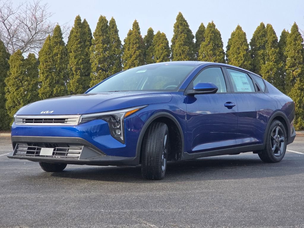New 2025 Kia K4 LXS image 10