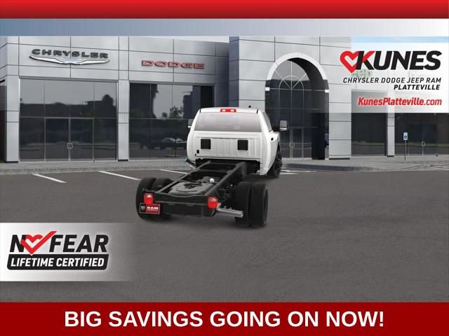 New 2025 RAM 3500 Tradesman image 24