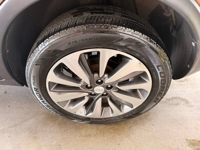 Used 2017 Buick Encore Essence AWD/4WD image 7