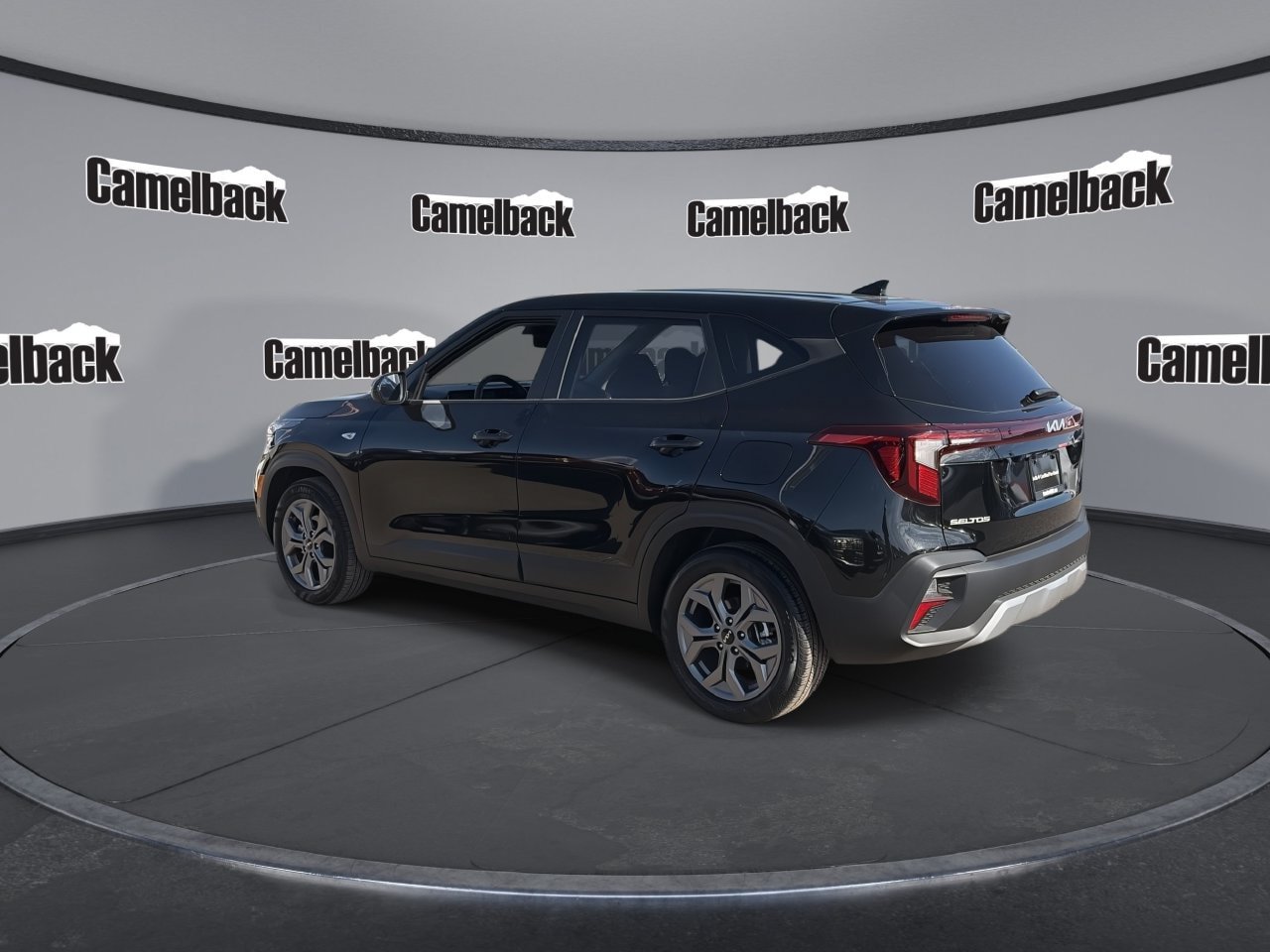 Certified 2026 Kia Seltos LX FWD image 5
