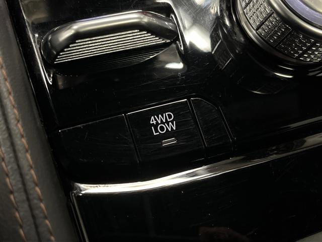 Used 2024 Jeep Grand Cherokee L Summit image 25