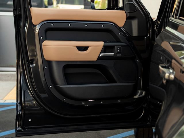 New 2026 Land Rover Defender 110 X AWD/4WD image 12