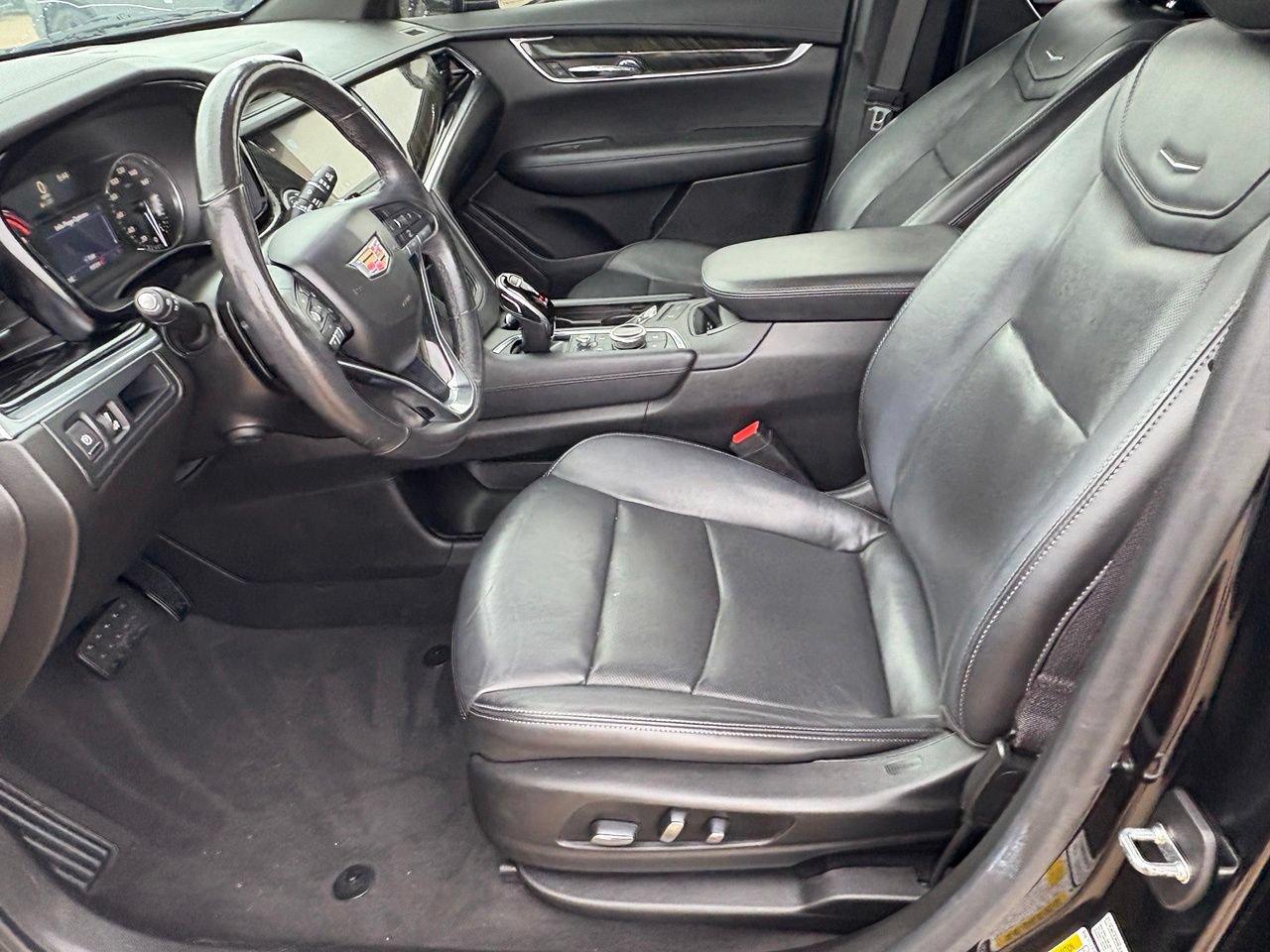 Used 2020 Cadillac XT6 Premium Luxury FWD image 31