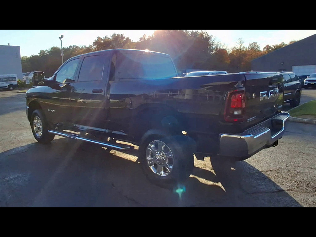 Used 2026 RAM 2500 Big Horn AWD/4WD image 6