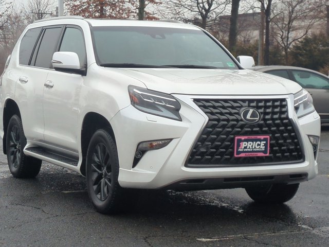 Used 2023 Lexus GX 460 Premium w/ Premium Plus Package image 3