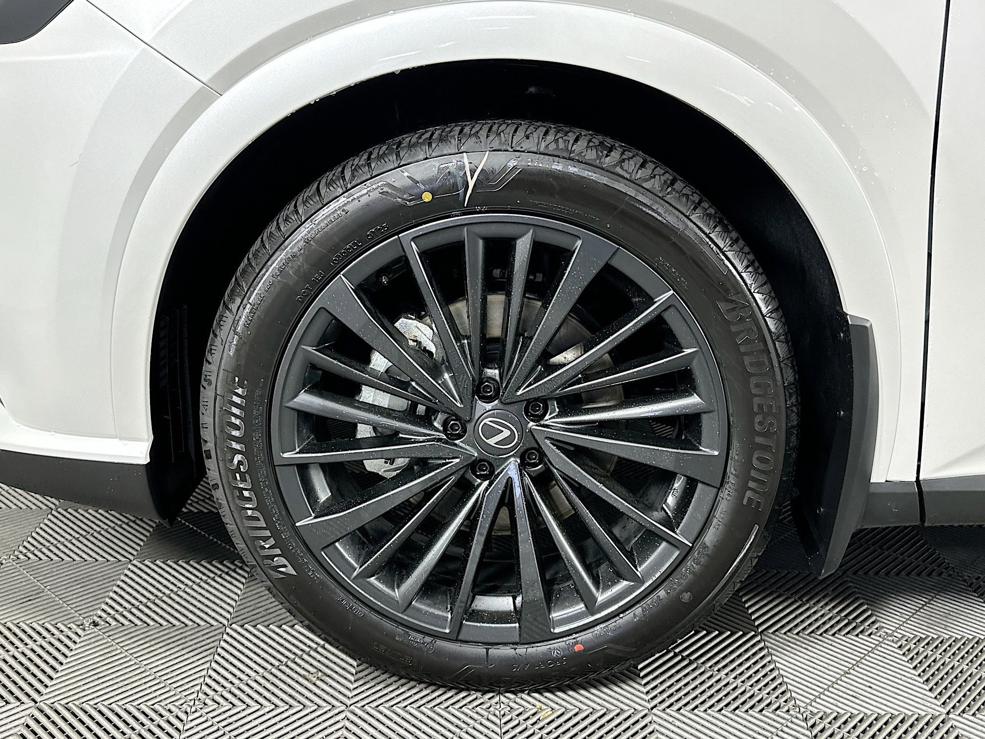 New 2026 Lexus RX 450h AWD image 35