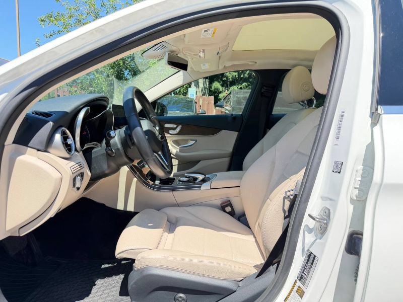 Used 2019 Mercedes-Benz C 300 4MATIC Sedan image 12