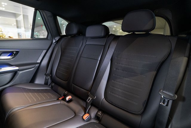 New 2026 Mercedes-Benz GLC 300 4MATIC image 29