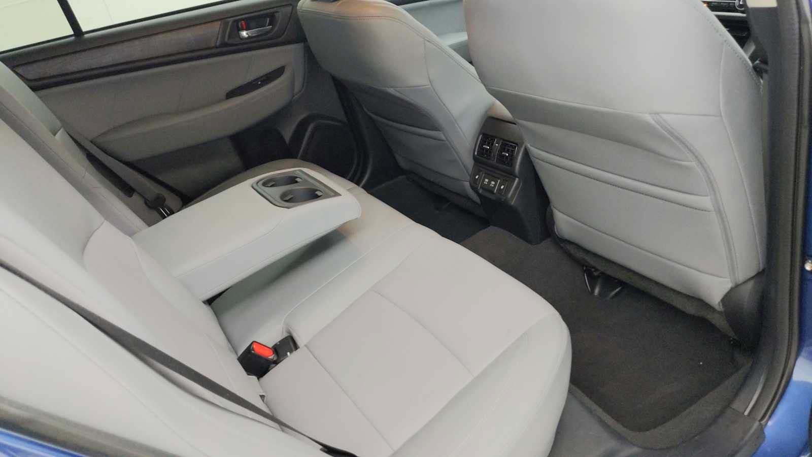 Used 2019 Subaru Outback 2.5i Limited AWD/4WD image 26
