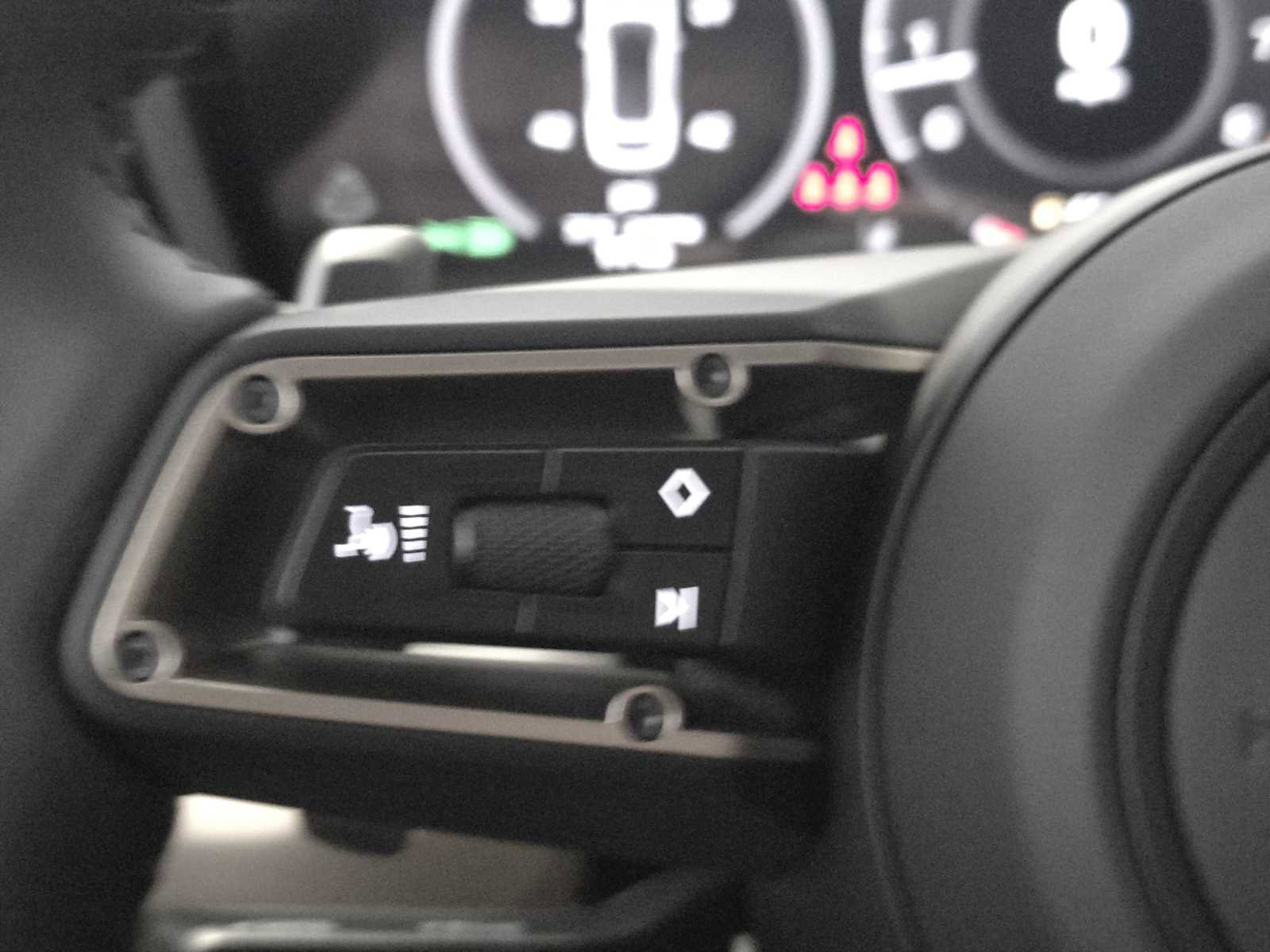 New 2026 Porsche Cayenne S image 31