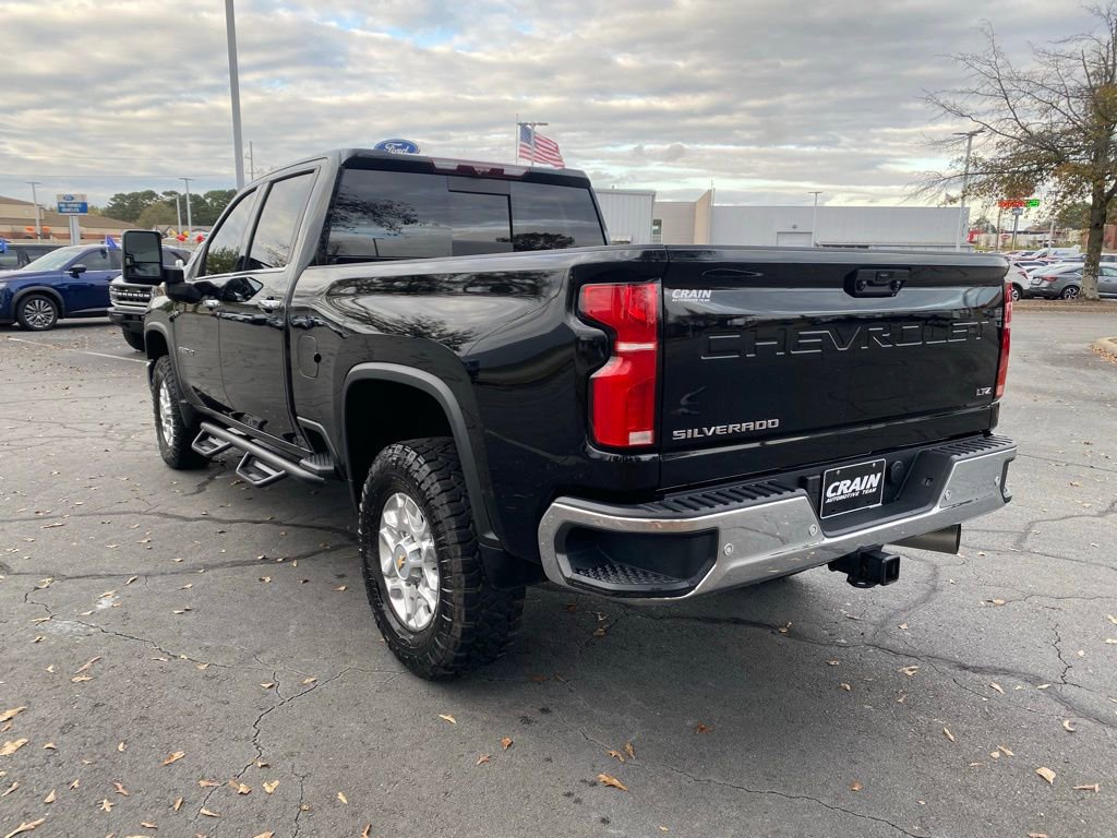 Used 2025 Chevrolet Silverado 2500 LTZ w/ LTZ Premium Package image 5