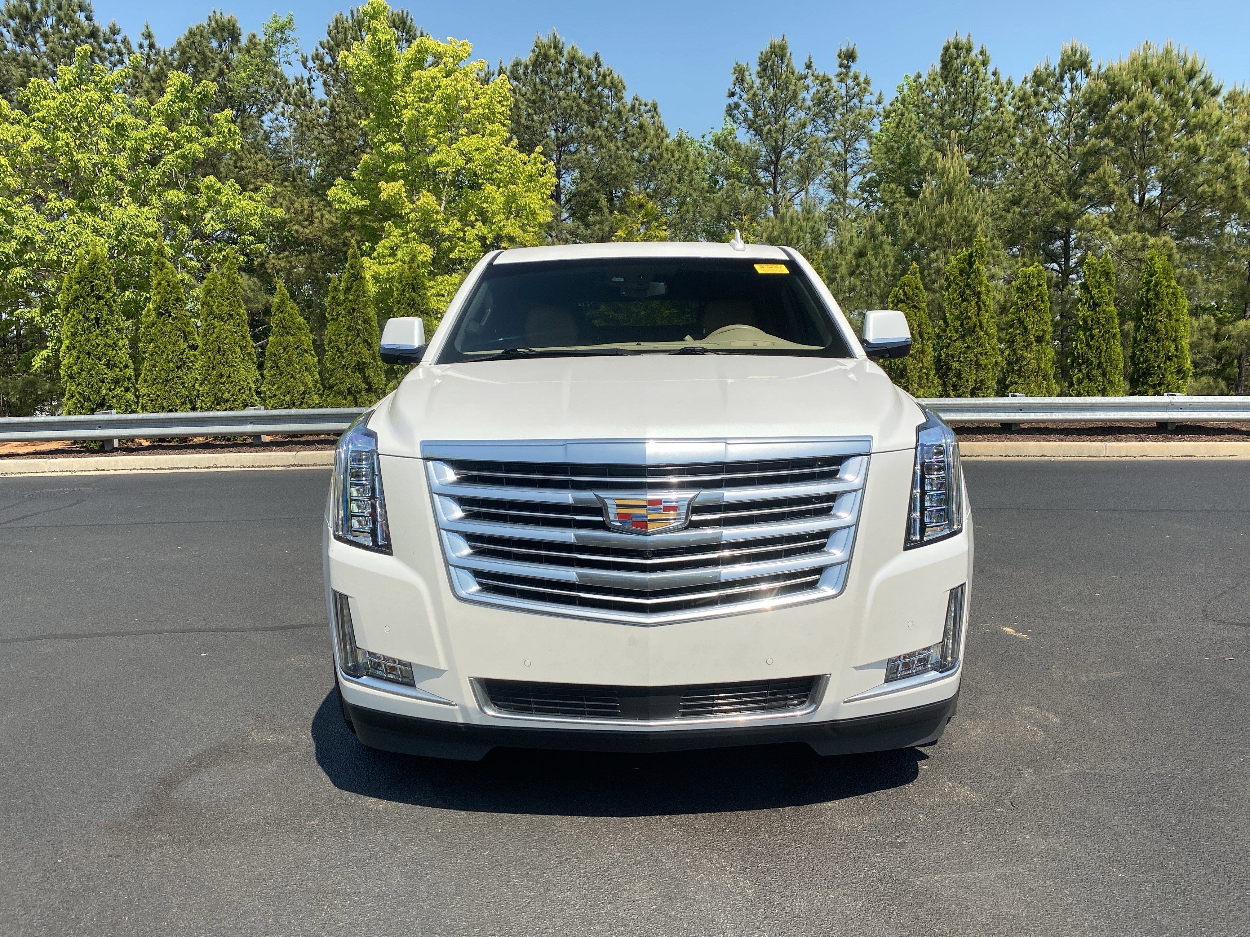 Used 2020 Cadillac Escalade ESV Platinum AWD/4WD image 13
