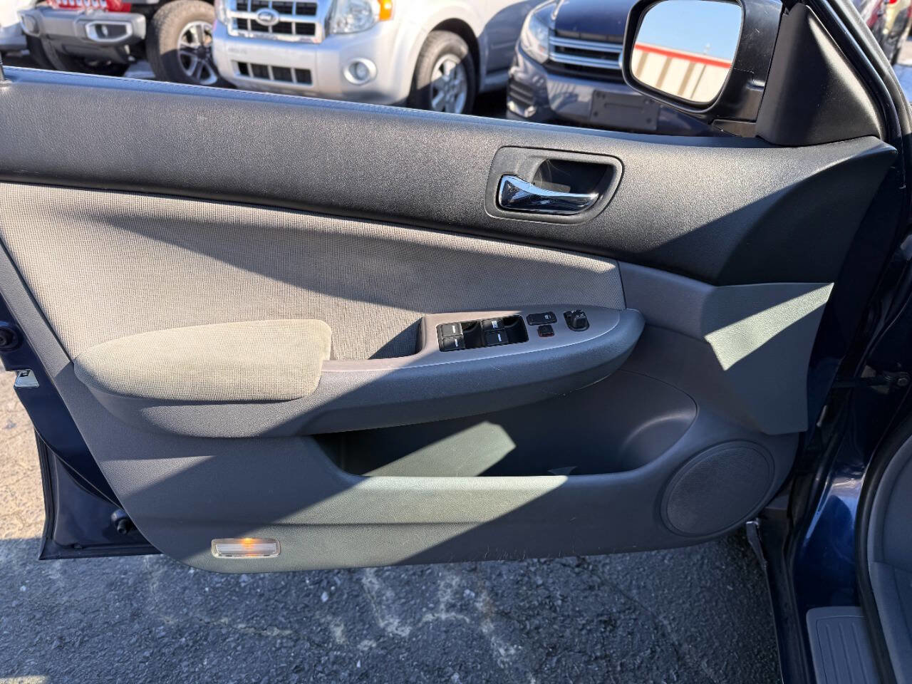 Used 2006 Honda Accord EX image 17