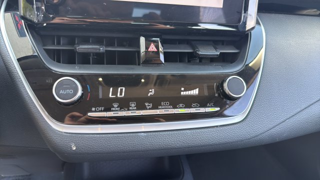 Used 2024 Toyota Corolla LE FWD image 21