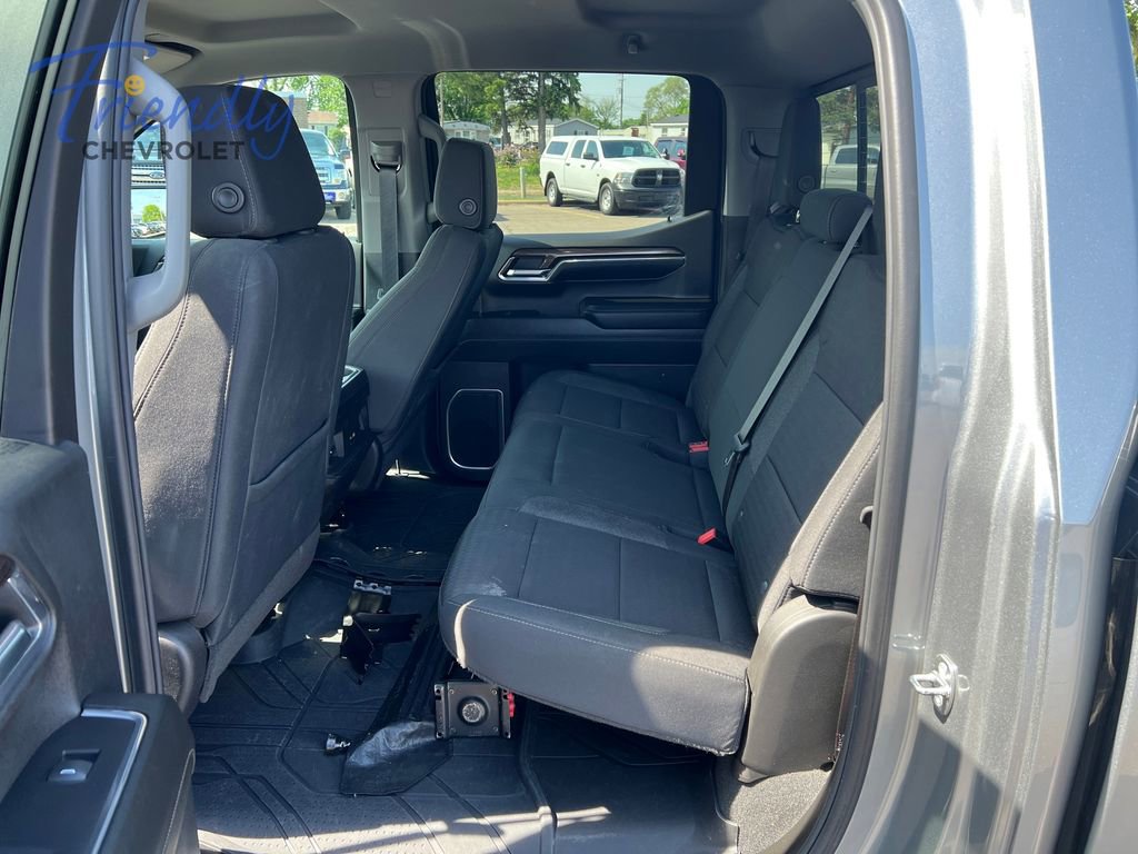 Certified 2024 Chevrolet Silverado 1500 RST w/ Convenience Package II AWD/4WD image 15