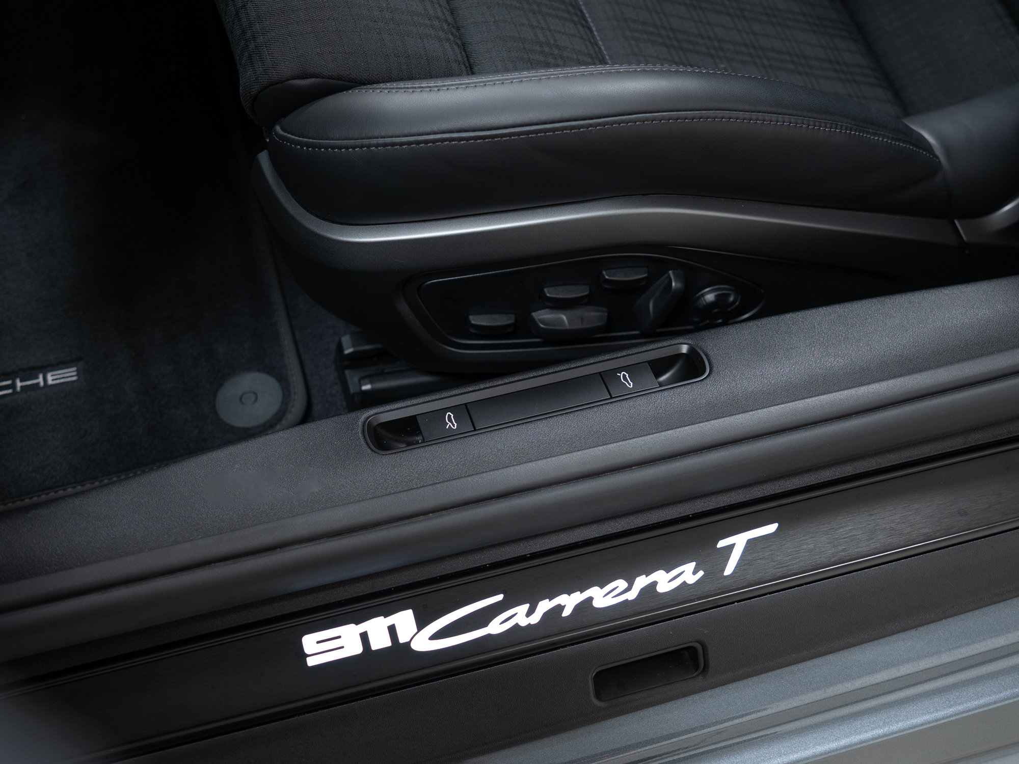 Certified 2026 Porsche 911 Carrera T RWD image 16
