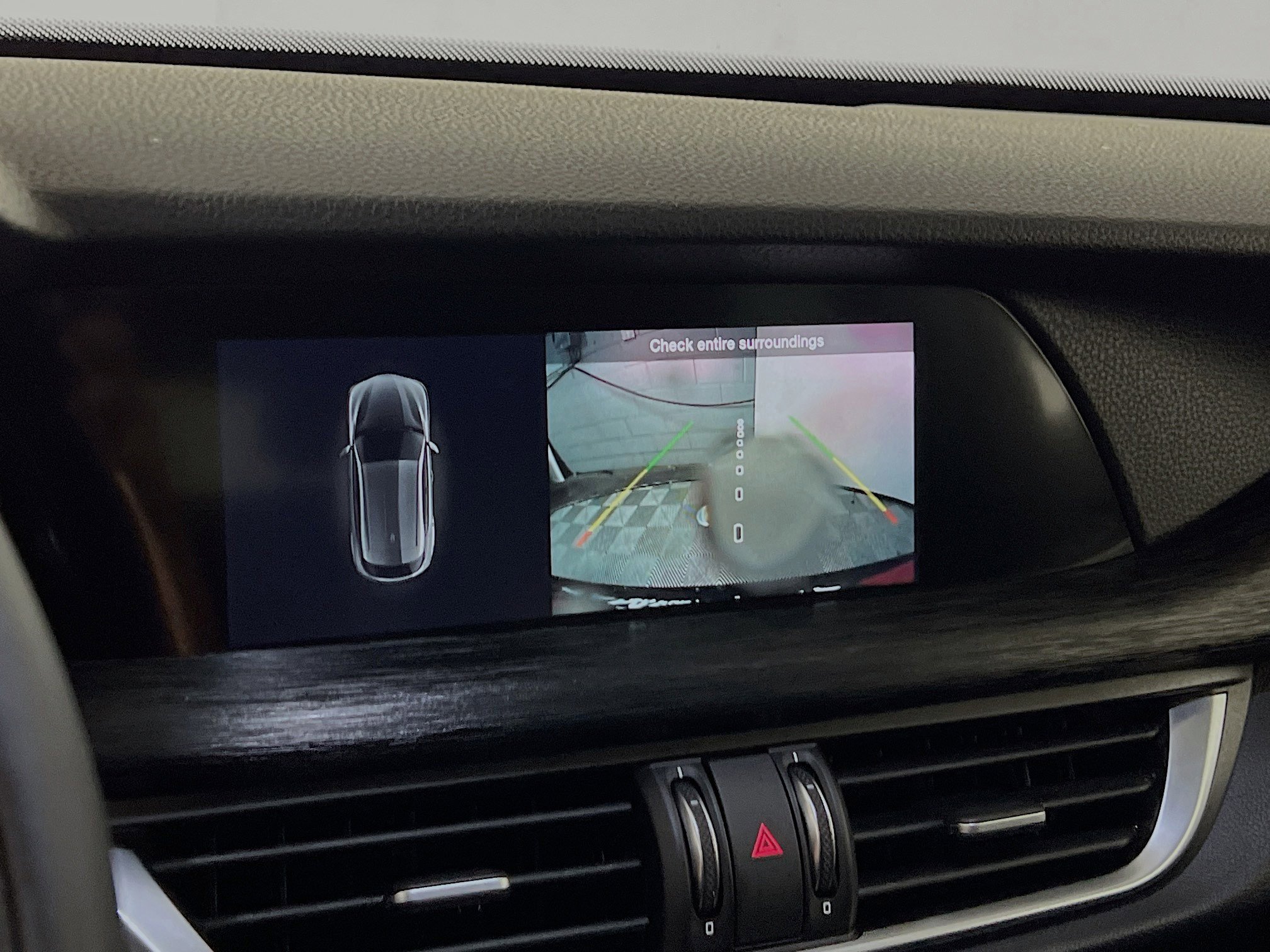 Used 2024 Alfa Romeo Stelvio Sprint image 28