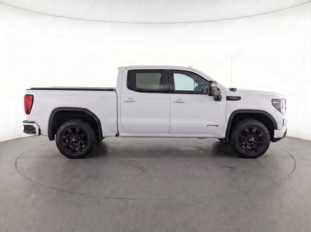 Used 2024 GMC Sierra 2500 AT4 w/ AT4 Premium Plus Package AWD/4WD image 8