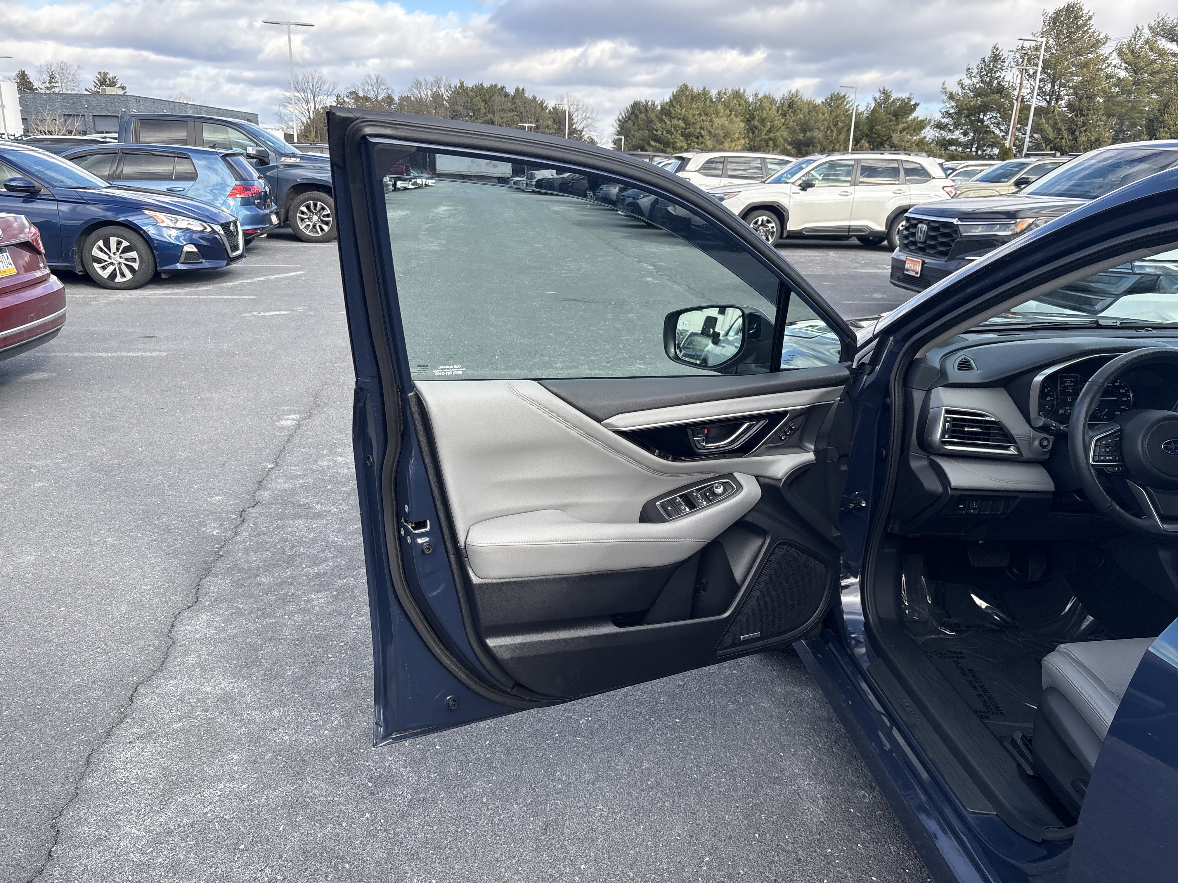 Used 2024 Subaru Legacy Limited image 23