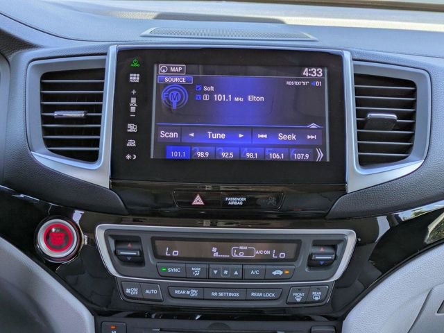 Used 2016 Honda Pilot Touring image 21