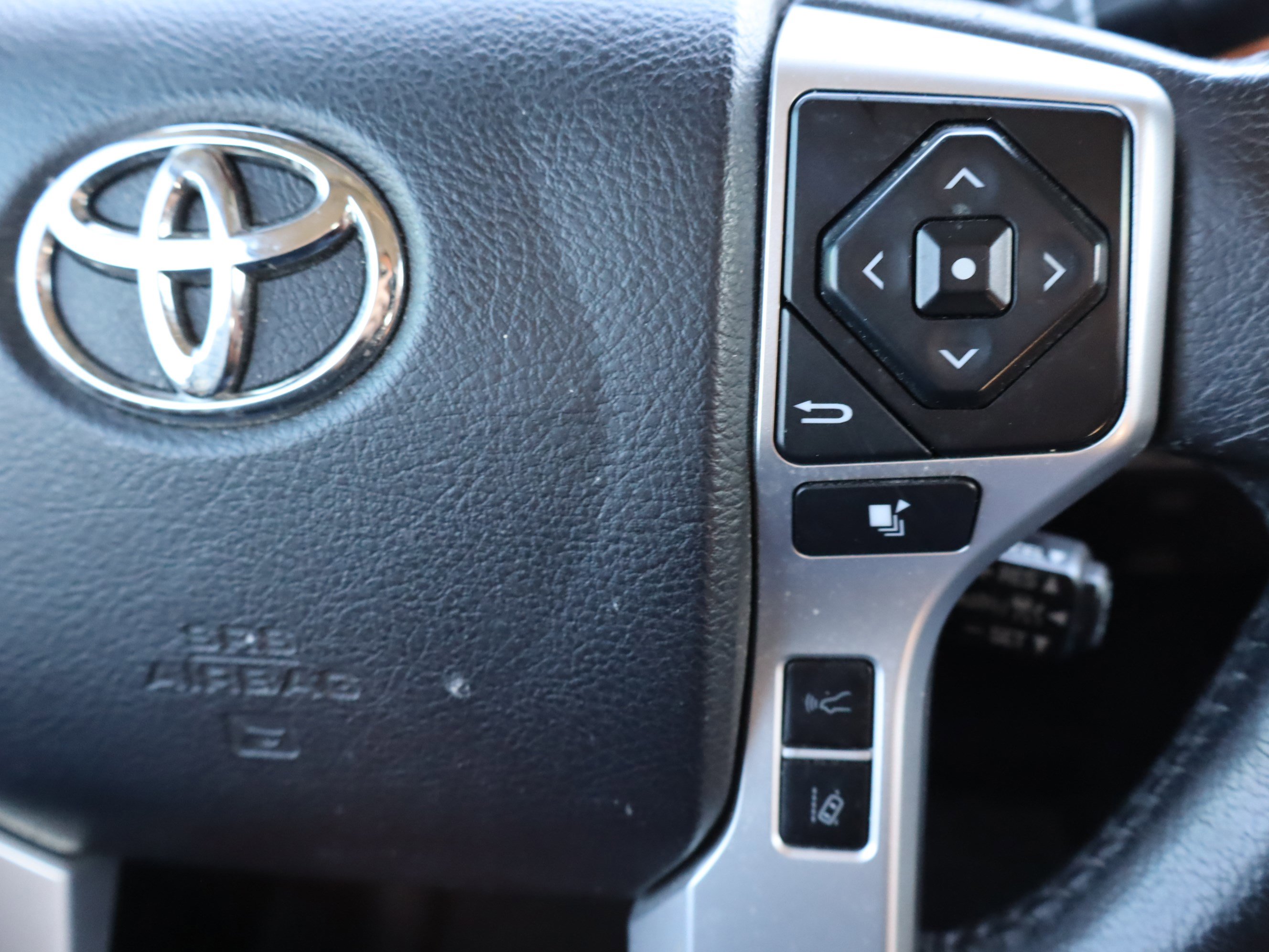 Used 2021 Toyota Tundra 1794 Edition AWD/4WD image 25