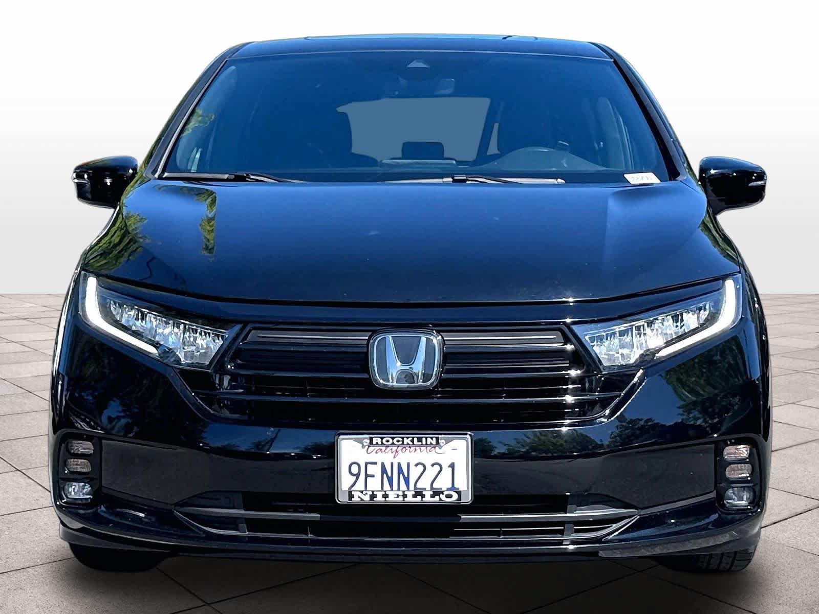 Used 2023 Honda Odyssey Sport image 3