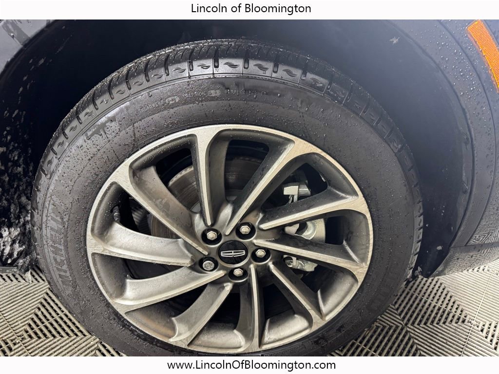 Certified 2025 Lincoln Corsair Grand Touring w/ Equipment Group 301A image 17