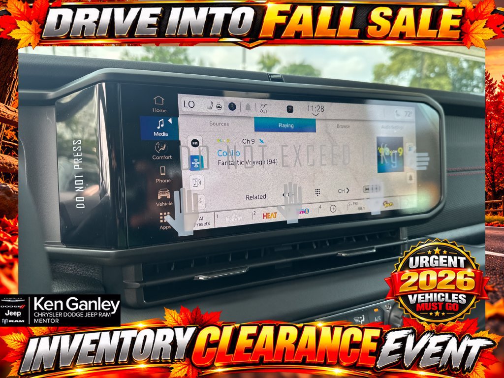 New 2026 Jeep Gladiator Rubicon w/ Steel Power Dome Hood Package AWD/4WD image 15