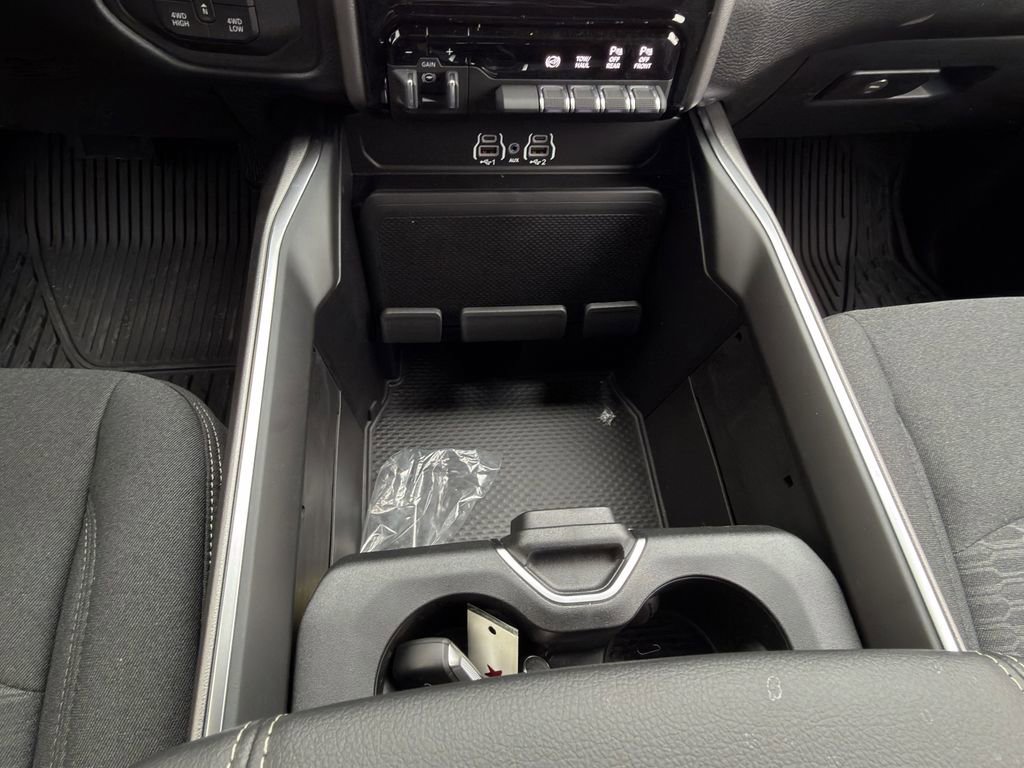 New 2026 RAM 2500 Lone Star AWD/4WD image 15
