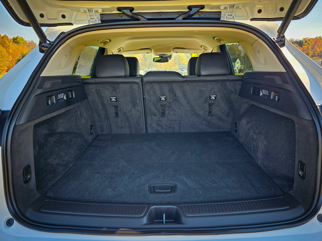 Used 2023 Buick Envision Essence AWD/4WD image 34