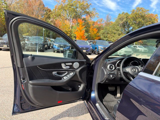 Used 2016 Mercedes-Benz C 300 4MATIC Sedan image 23