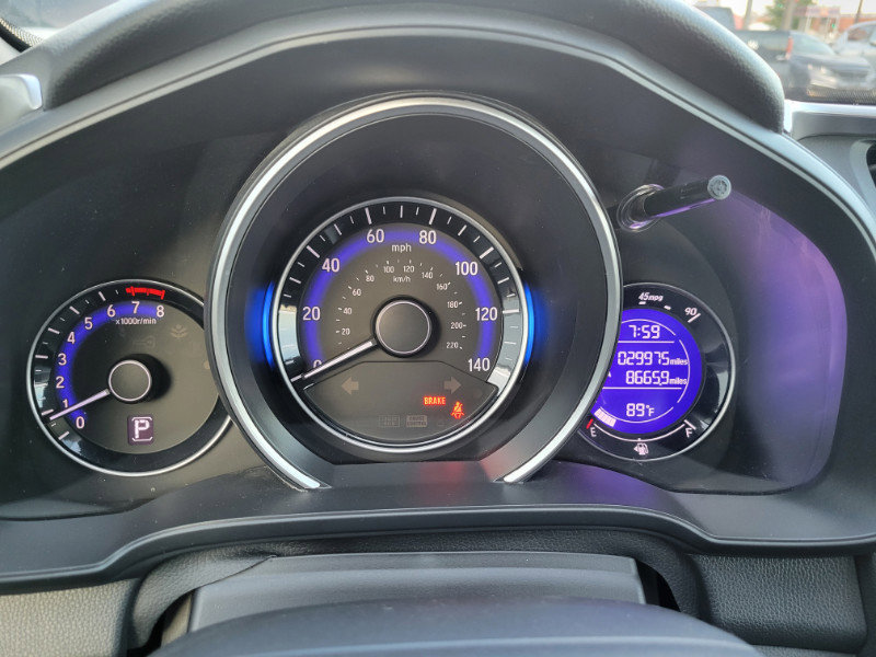 Used 2019 Honda Fit LX image 35