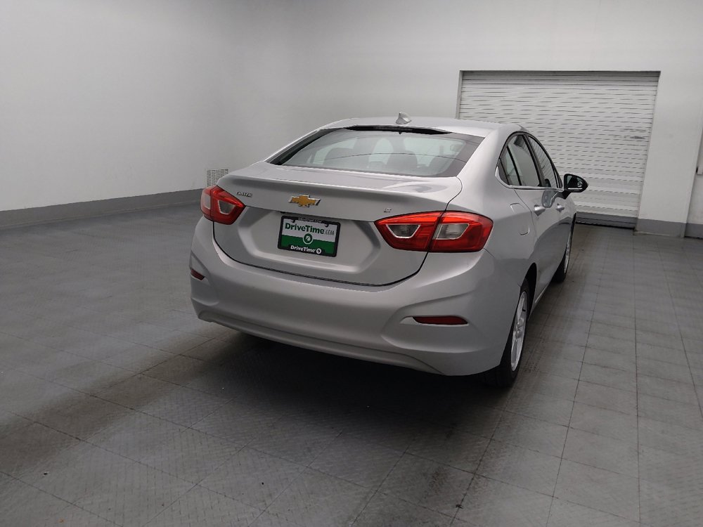 Used 2017 Chevrolet Cruze LT w/ Convenience Package FWD image 7