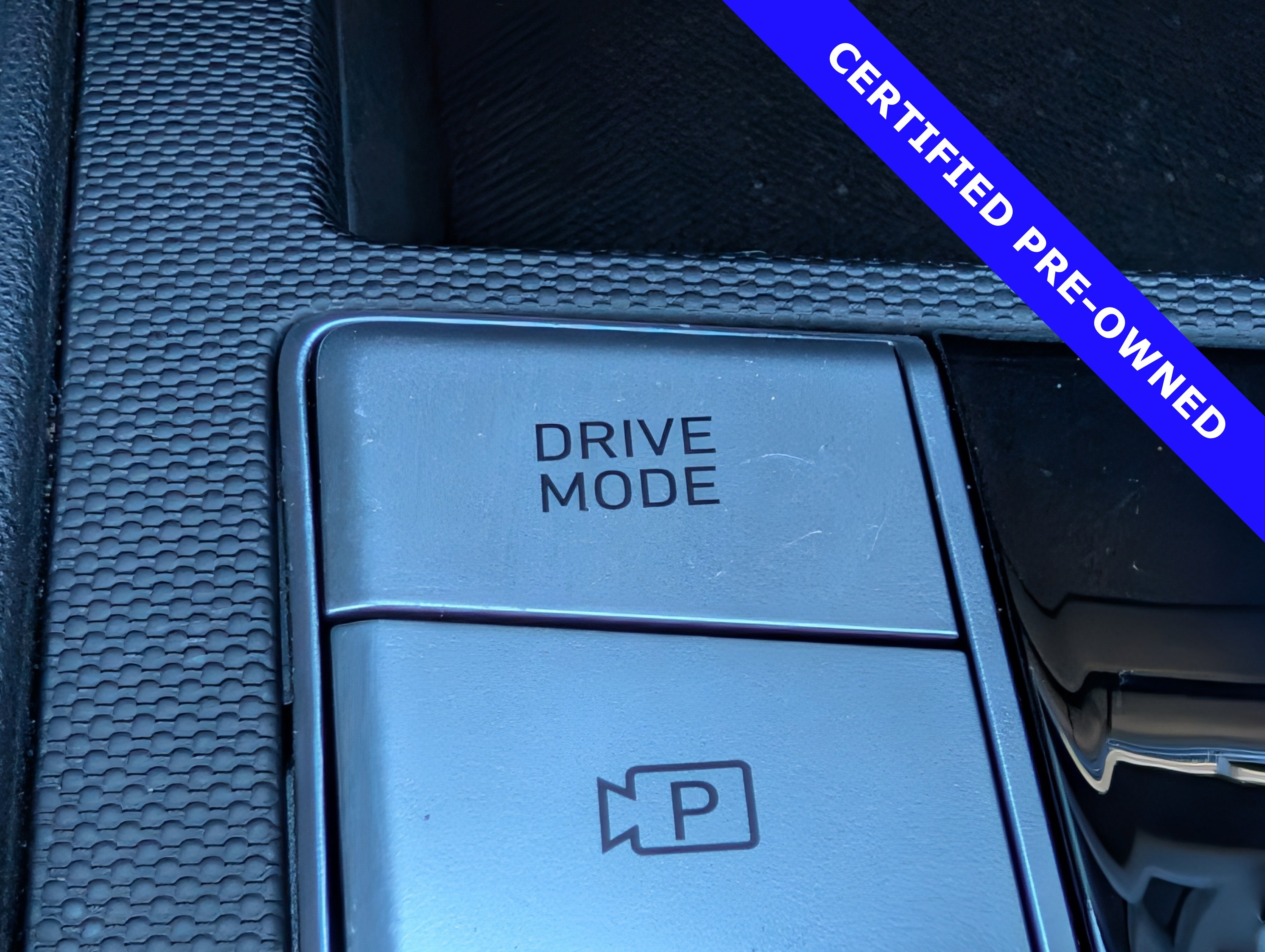 Used 2023 Hyundai Elantra SEL image 29