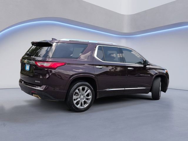 Used 2018 Chevrolet Traverse Premier w/ Driver Confidence II Package FWD image 4