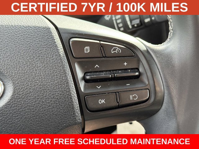 Used 2023 Hyundai Venue SEL FWD image 24