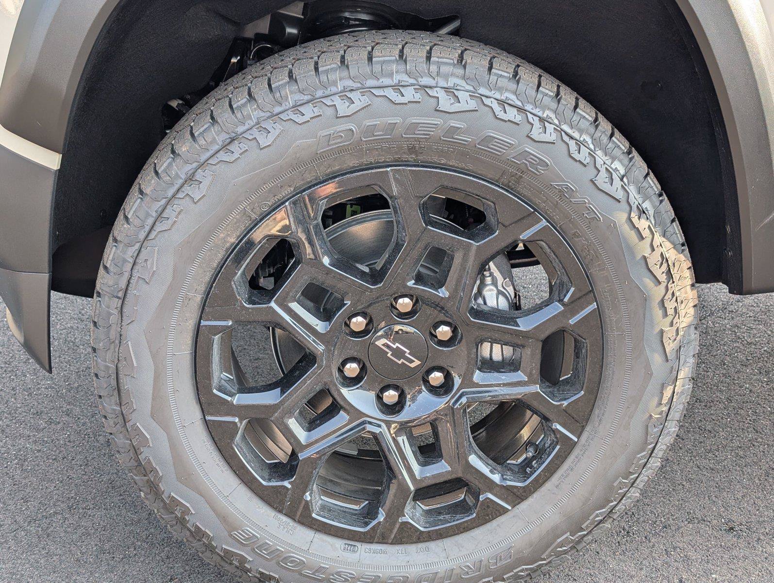 New 2026 Chevrolet Colorado Trail Boss AWD/4WD image 9