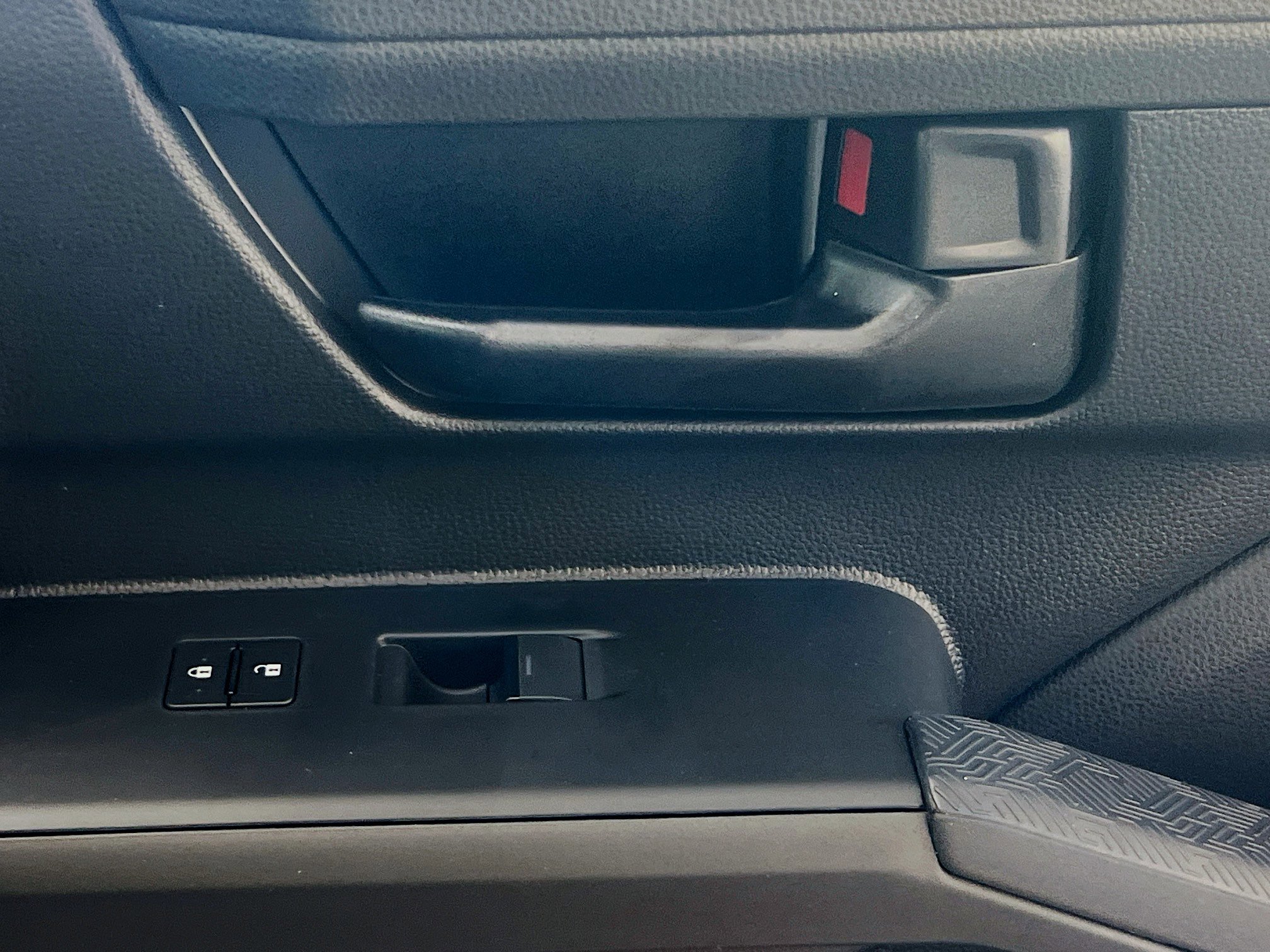 New 2025 Toyota Tacoma SR5 image 32