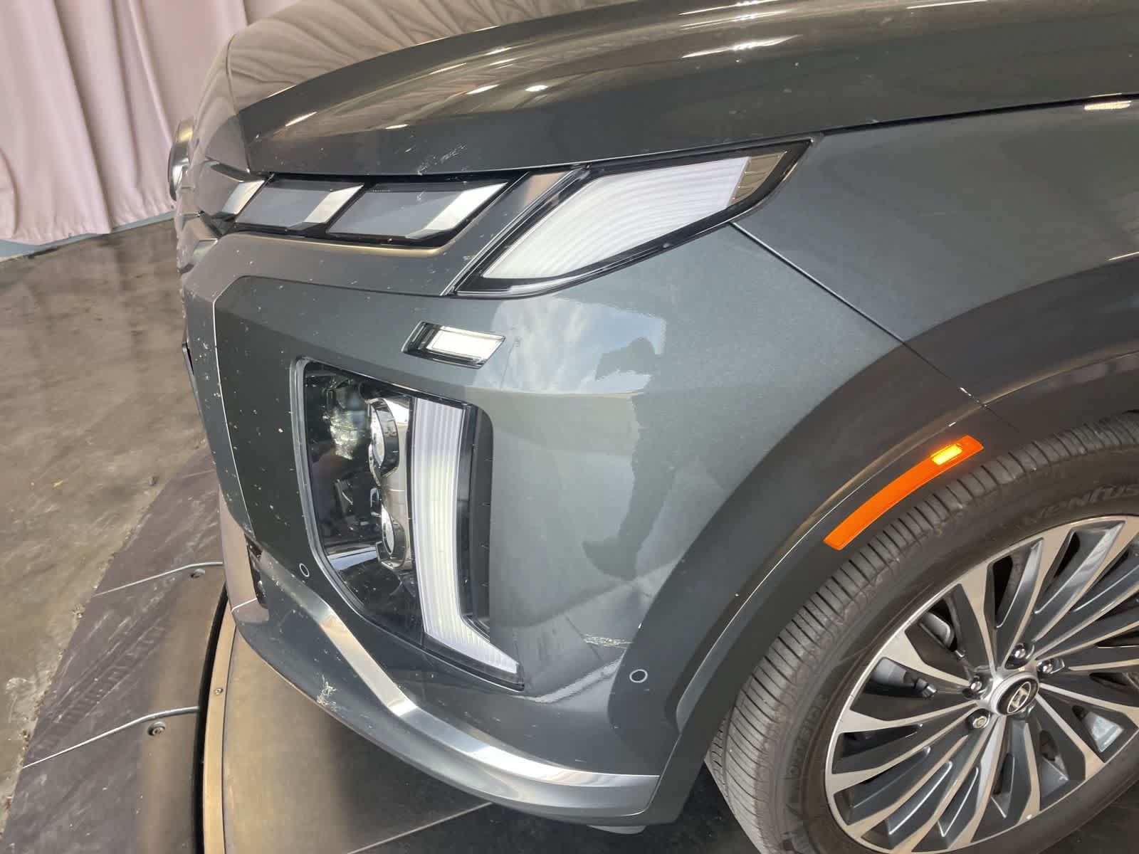 Used 2025 Hyundai Palisade Calligraphy AWD/4WD image 13