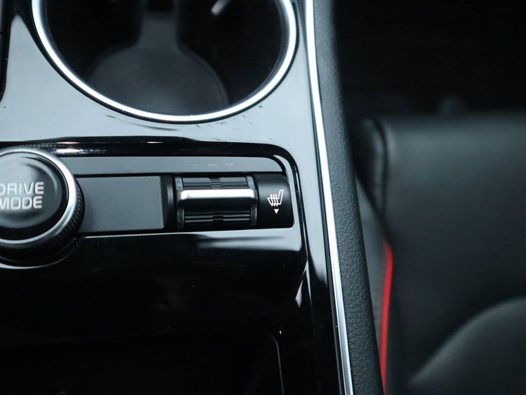 Used 2024 Kia K5 GT image 37