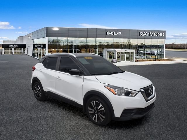 Used 2018 Nissan Kicks SV FWD video 1