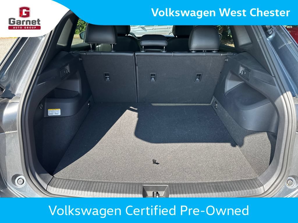 Used 2025 Volkswagen Tiguan SE R-Line AWD/4WD image 16