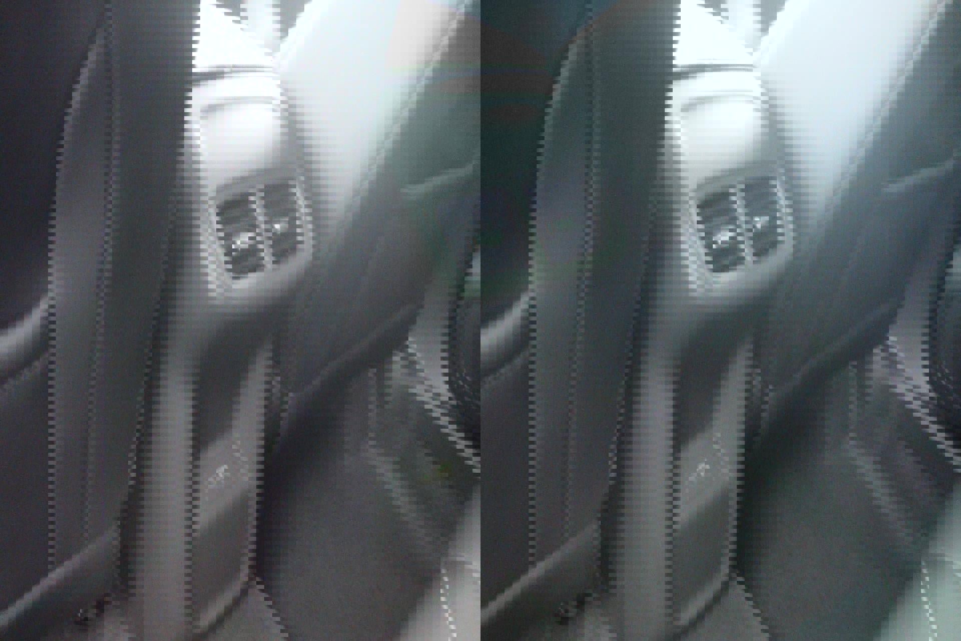 Used 2025 Buick Envision Preferred image 26