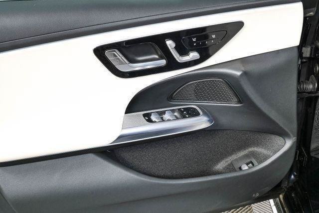 Used 2025 Mercedes-Benz E 350 Sedan image 7