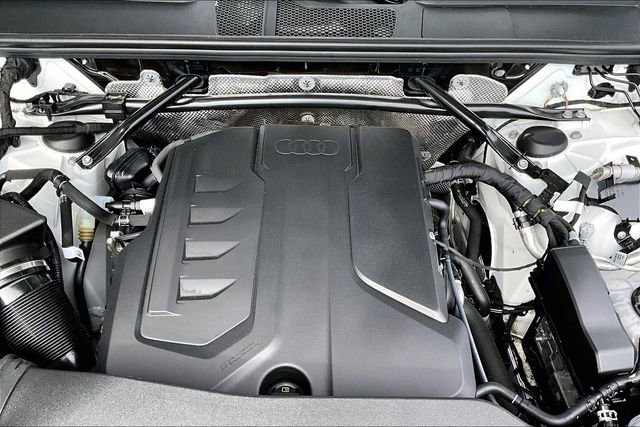 Used 2025 Audi Q5 Premium w/ Convenience Package AWD/4WD image 30